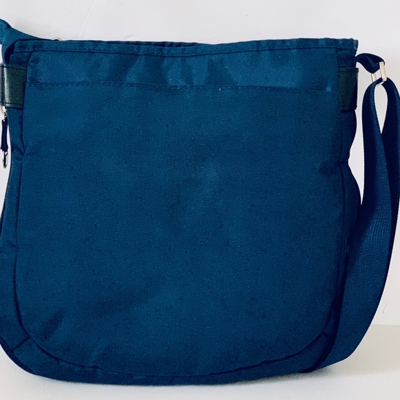 Travelon Expandable Navy Blue Crossbody Bag - Picture 2 of 5